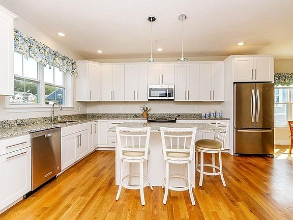 4th image of 7 Riverstone Dr #61