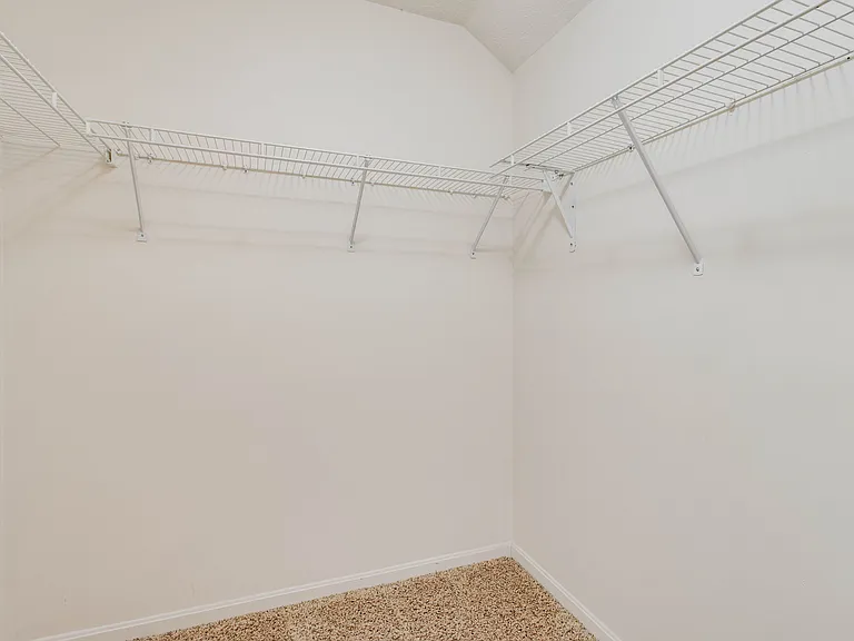 75 Heather Rd — Photo 17