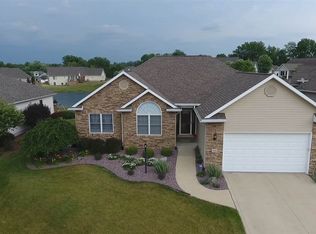2048 Pheasant Ridge Dr, Warsaw, IN 46580