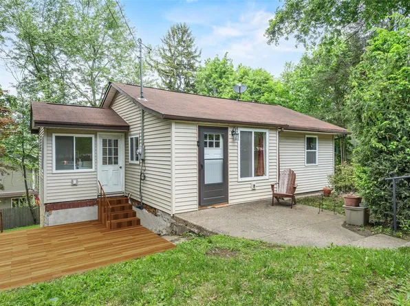 22 Claremont Trail, Monroe, NY 10950