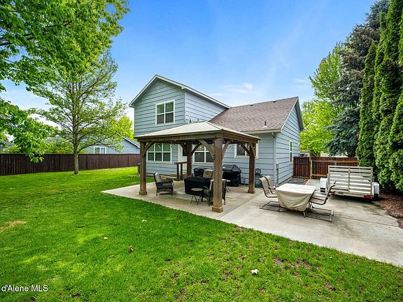3rd image of 5777 N Toulon Dr