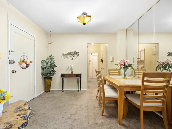 110-45 Queens Boulevard image 4 of 22