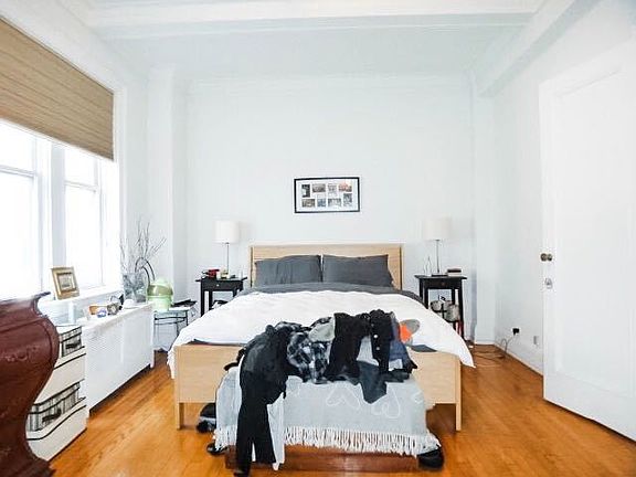 4th image of 105 E 63rd St APT 5B