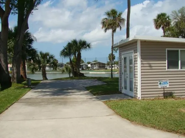 1843 Enterprise Ln #227, Titusville, FL 32796