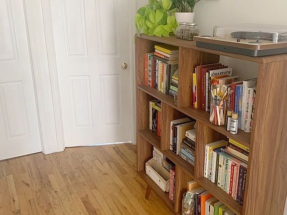 3rd image of 114 Leonard St #2A