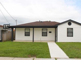 3024 Hero Dr, Gretna, LA 70053