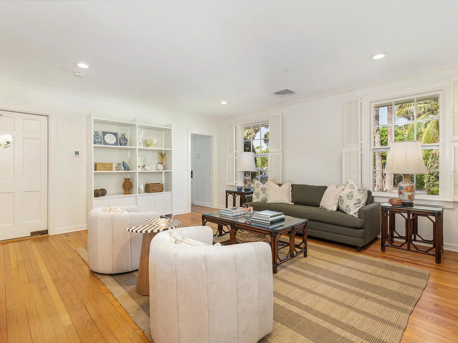 3 bed, 2.0 bath, 1583 sqft, $25,000 — Photo 4
