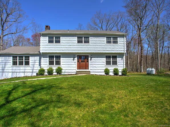 16 Tubbs Spring Court, Weston, CT 06883