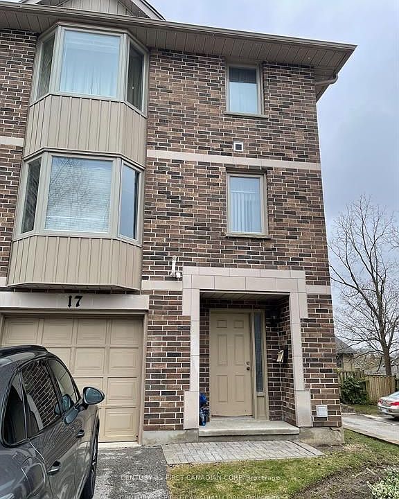 1st image of 1548 Richmond St #17