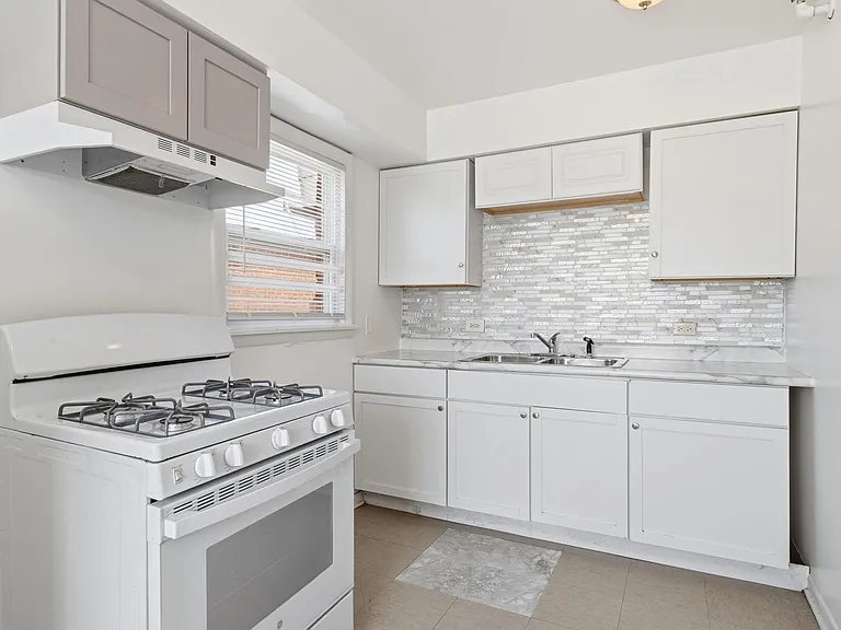 16048 Halsted St #2 — Photo 7