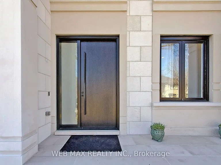 54 Fairmeadow Ave — Photo 2