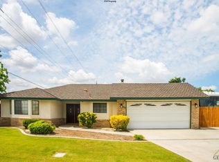 6413 Castlepoint St, Bakersfield, CA 93313