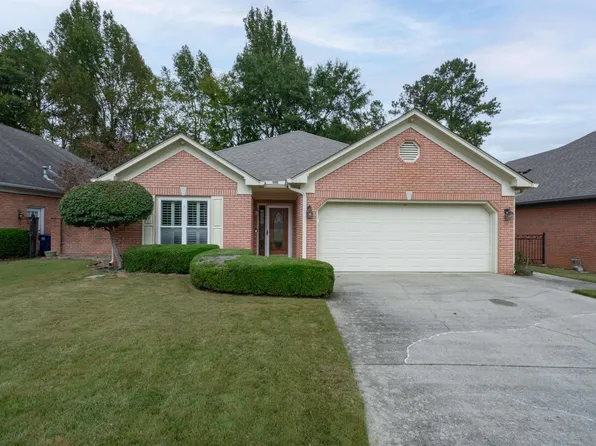 254 Calumet Pl, Trussville, AL 35173