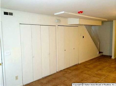 3rd image of 32A Thelma Ct #A