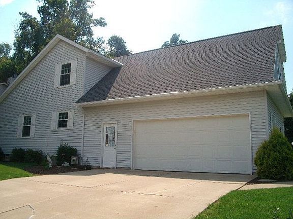 4th image of 2310 Woodview Ct