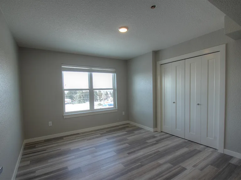 830 Crestmont Way — Photo 9