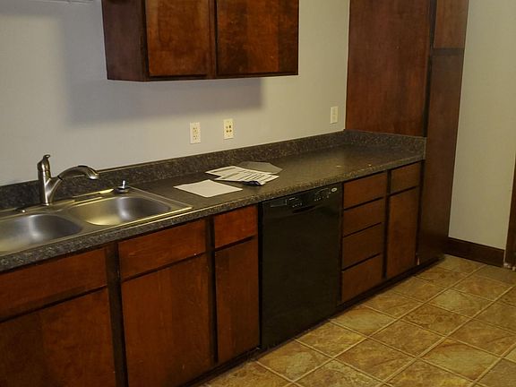 2nd image of 5406 Theota Ave #2