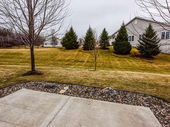 2nd image of 20476 Cypress Dr