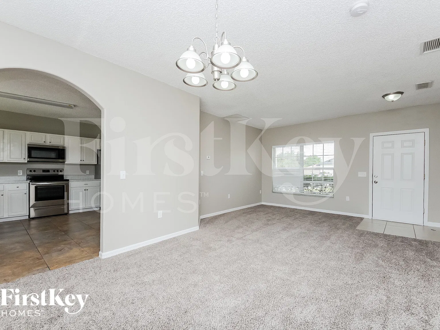 3 bed, 2.0 bath, 1630 sqft, $1,945 — Photo 4