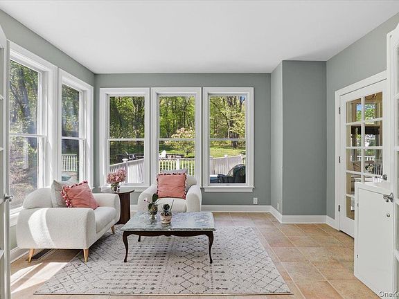5th image of 44 Scofield Road