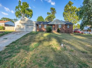 3002 Robbiedon St, Memphis, TN 38128