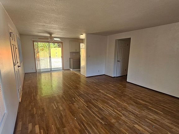 4th image of 635 S 5th St