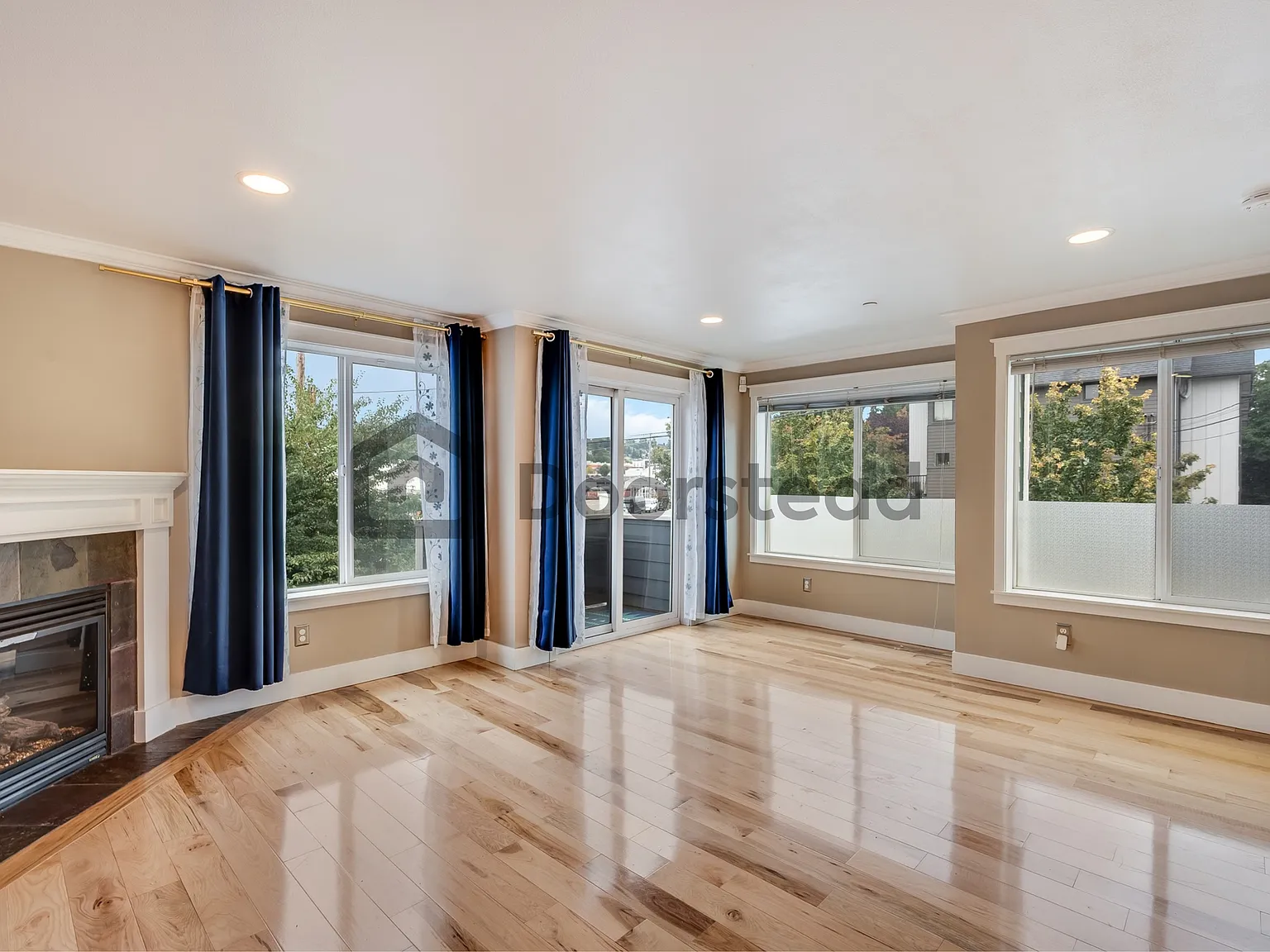 3 bed, 2.5 bath, 1500 sqft, $3,500 — Photo 3