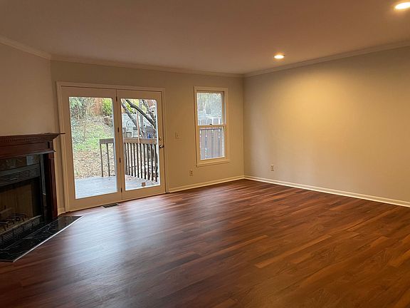 5th image of 2115 Fulton Ave Unit E