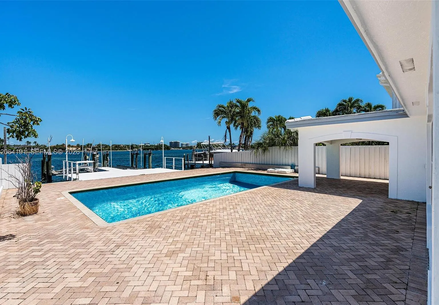 Biscayne Beach-2nd Addn — Photo 4