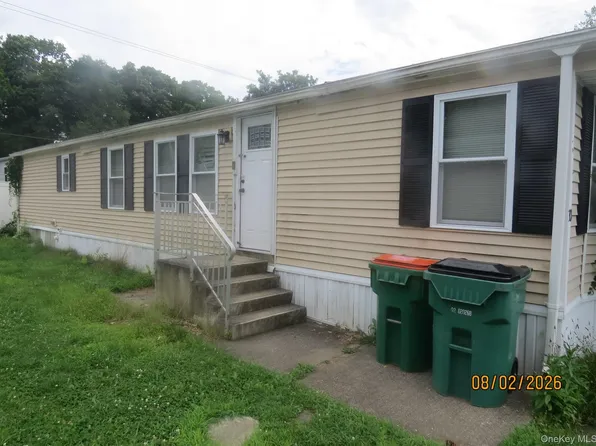 723 Beekman Road #30, Hopewell Junction, NY 12533