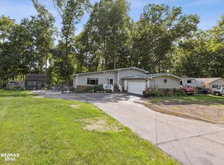 9405 Sprucedale Dr, Flushing, MI