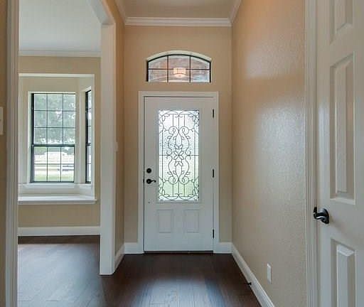 5th image of 1025 Wickwood Ct