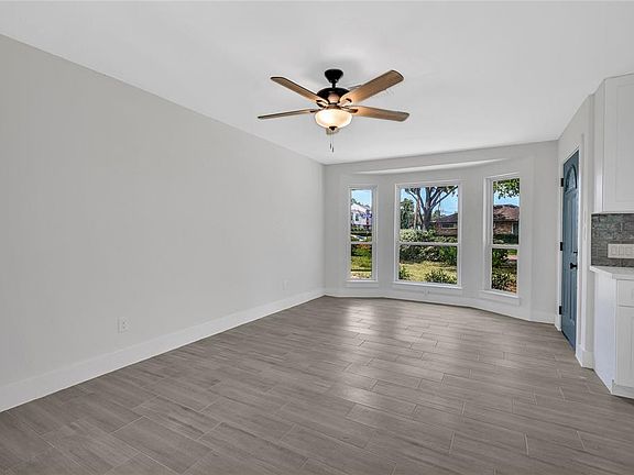 5th image of 1902 Crestdale Drive