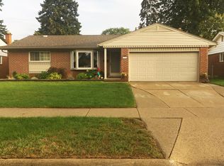 36269 Dover St, Livonia, MI 48150