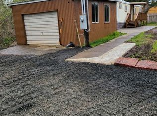 63551 N Jade Rd, Coos Bay, OR 97420