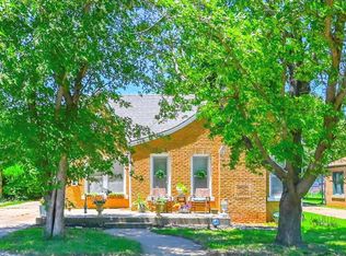 1220 S 19th St, Chickasha, OK 73018