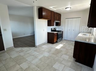 1712 S Mesa St, San Pedro, CA 90731