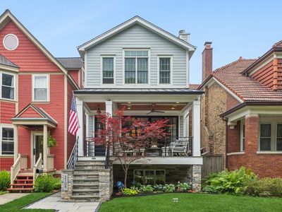 2109 W Sunnyside Ave, Chicago, IL, 60625