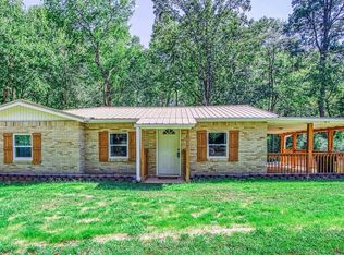106 Wakashaw Dr, Hot Springs National Park, AR 71901