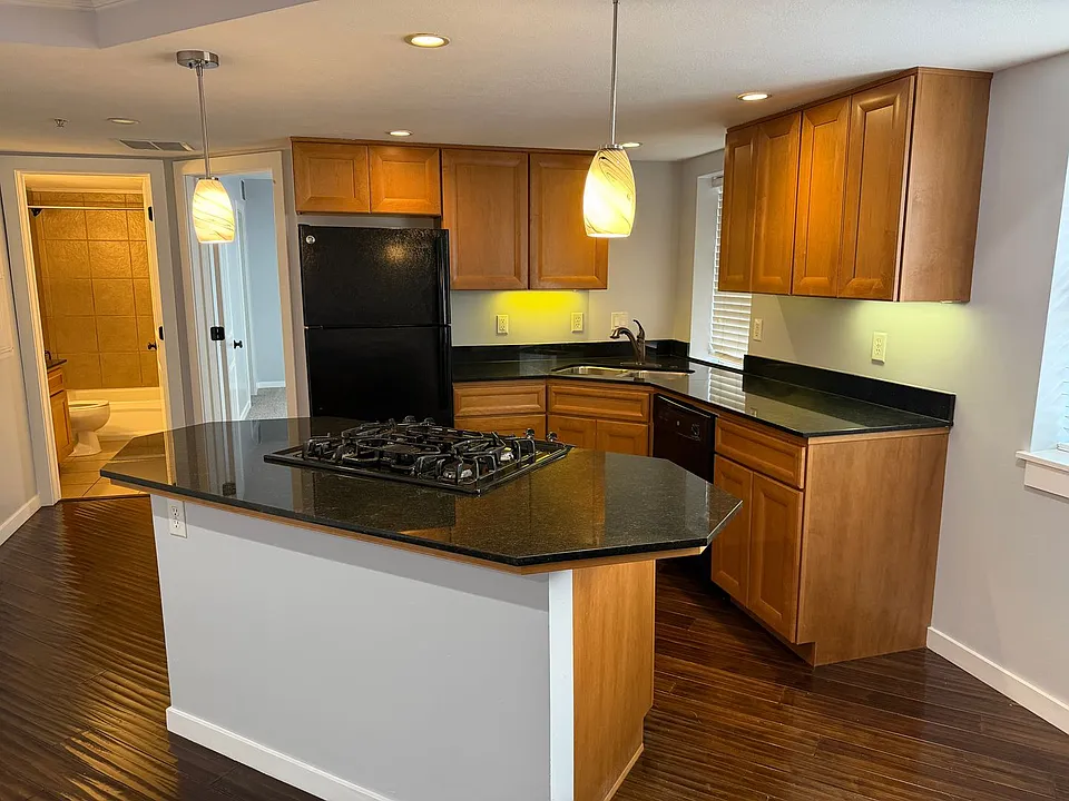 Manor Apartments