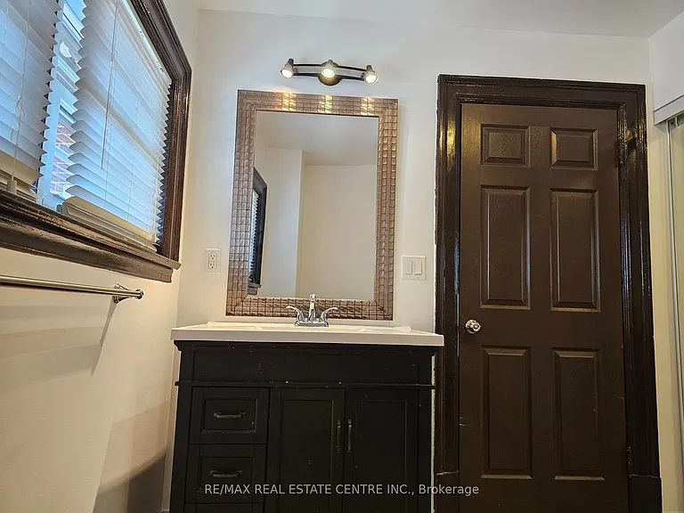 1 Mill St #1 — Photo 31