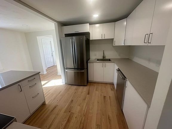 5th image of 23 Cheney St