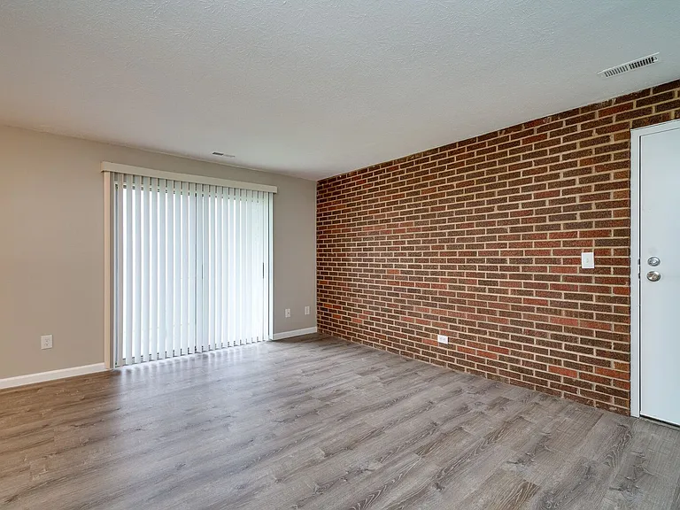 Autumn Hills Apartments — Photo 54