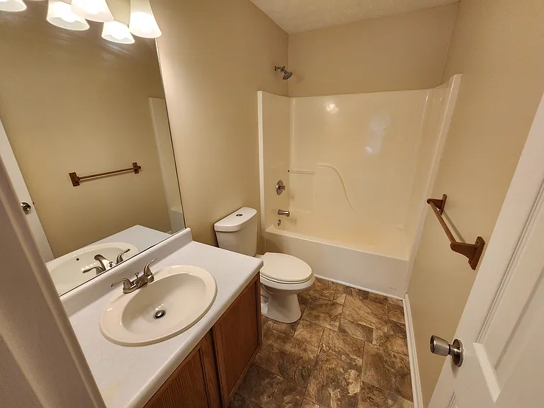 2635 Poplar Ln — Photo 18