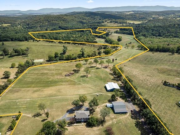 2nd image of 1370 Middlebrook Rd