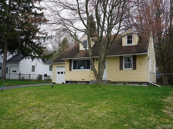 3rd image of 203 Mason Dr