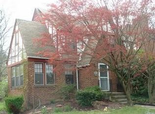 3672 Bainbridge Rd, Cleveland Heights, OH 44118