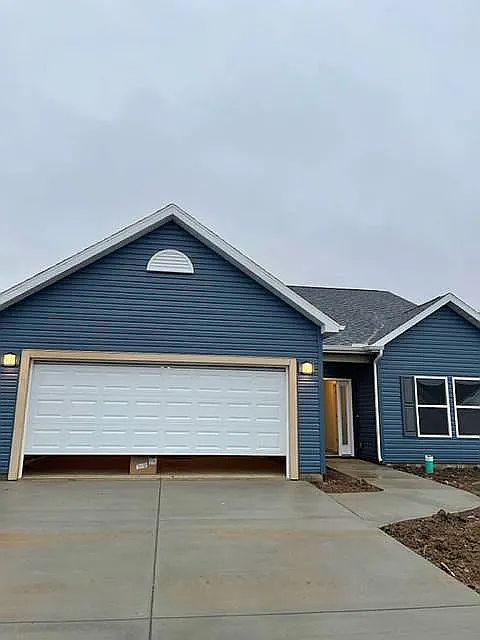 1st image of 4783 Dobson Dr