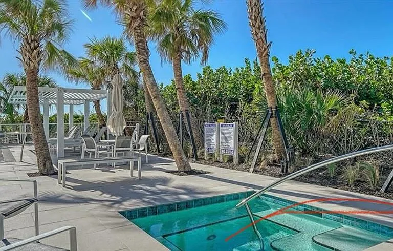 2425 Gulf Of Mexico Dr #11F — Photo 27