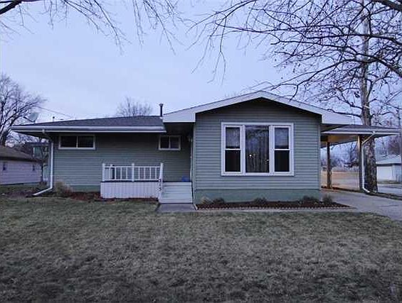4th image of 215 Bel Aire Dr